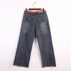 秋季新款刺绣花开叉牛仔裤配皮带