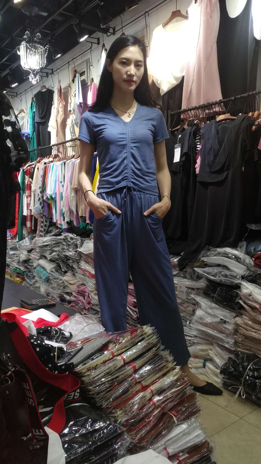 2018夏季新款休闲纯色套装 1F0137-8915