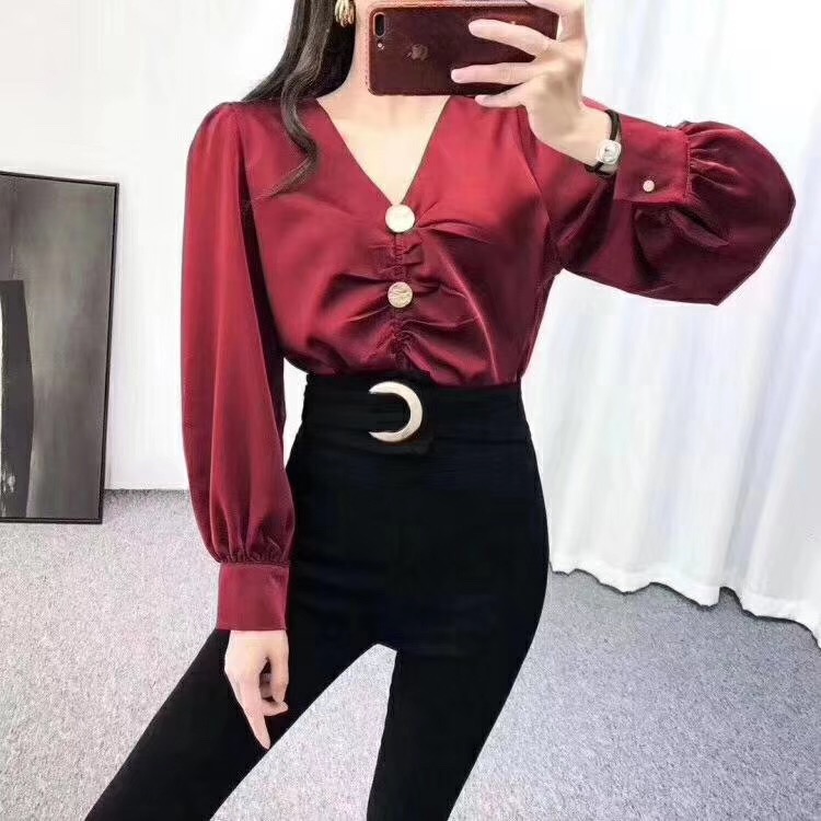 2019早秋新款韩版百搭长袖简约复古港味宽松v领丝绸套头小衫上衣