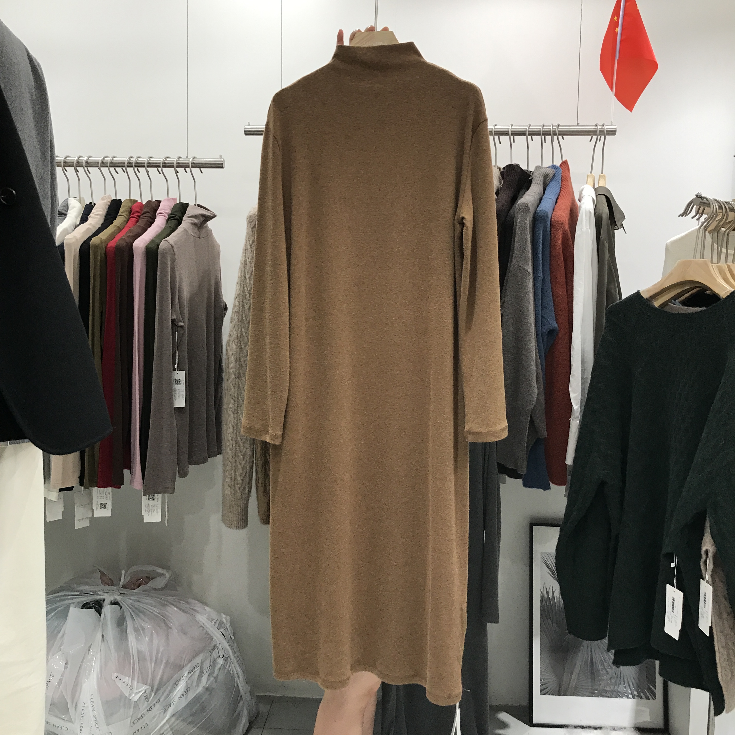 冬季高领磨毛长袖宽松显瘦中长款棉质T恤连衣裙打底裙女