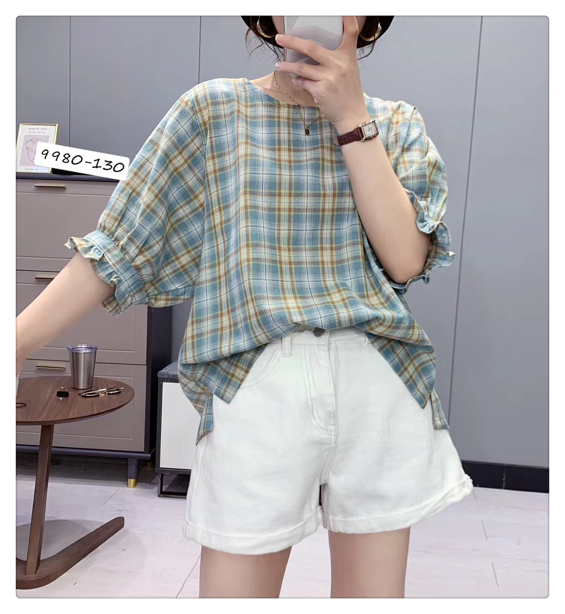 法式方领泡泡袖短款女上衣2020夏季新款复古时尚格纹小衬衫