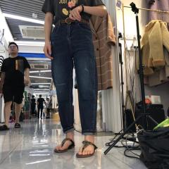 精品修身牛仔裤 2F0916-SYC5907