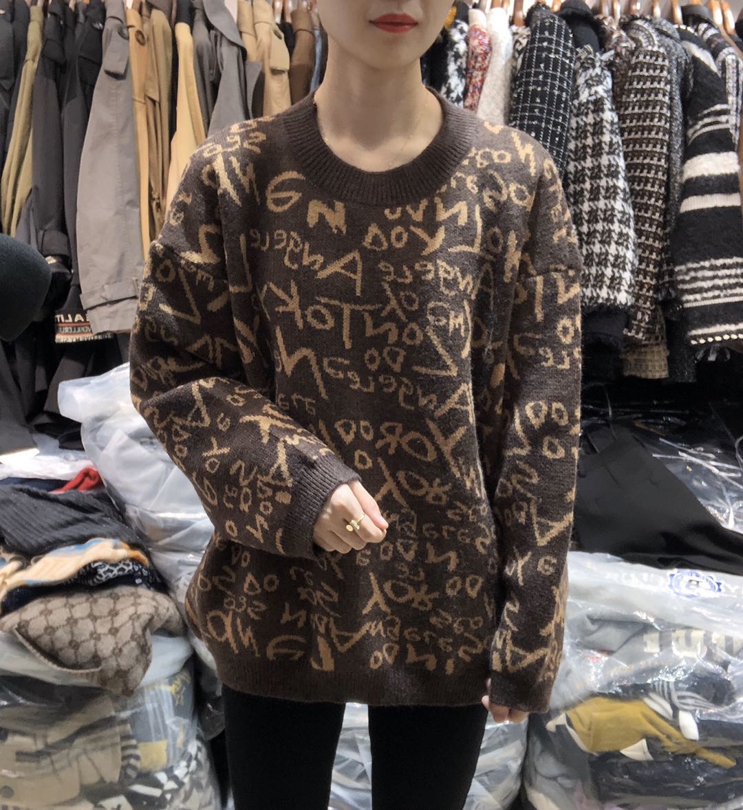 圆领针织毛衣新款