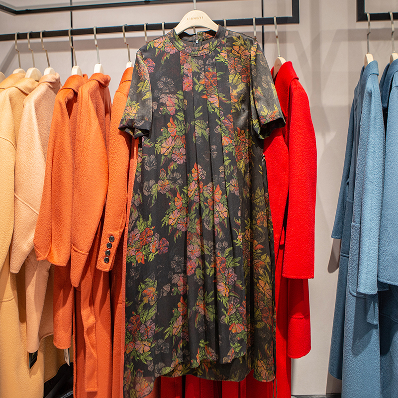 显瘦减龄中长款重磅香云纱真丝短袖桑蚕丝连衣裙