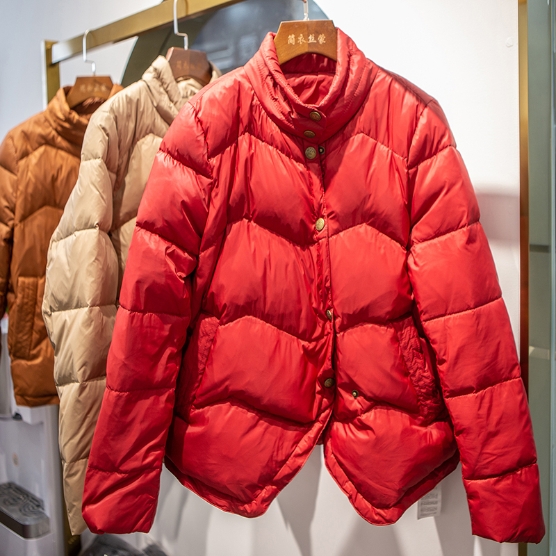 文艺立领轻薄羽绒服女