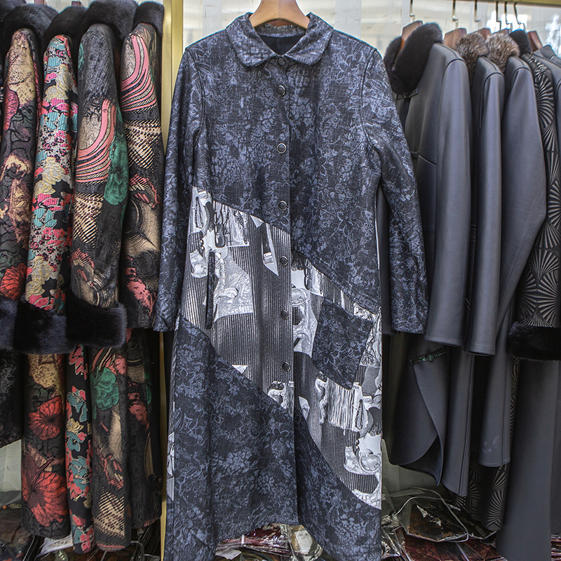 真丝香云纱品牌高贵夫人百搭大牌秋冬长外套女