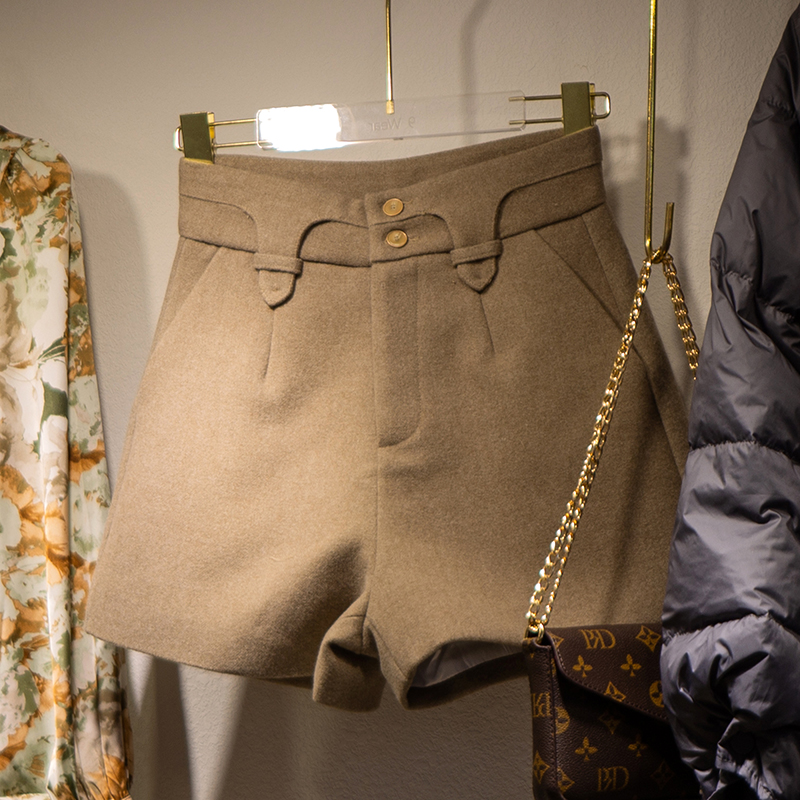 季新款小个子显瘦阔腿裤外穿休闲a字高腰短裤毛呢