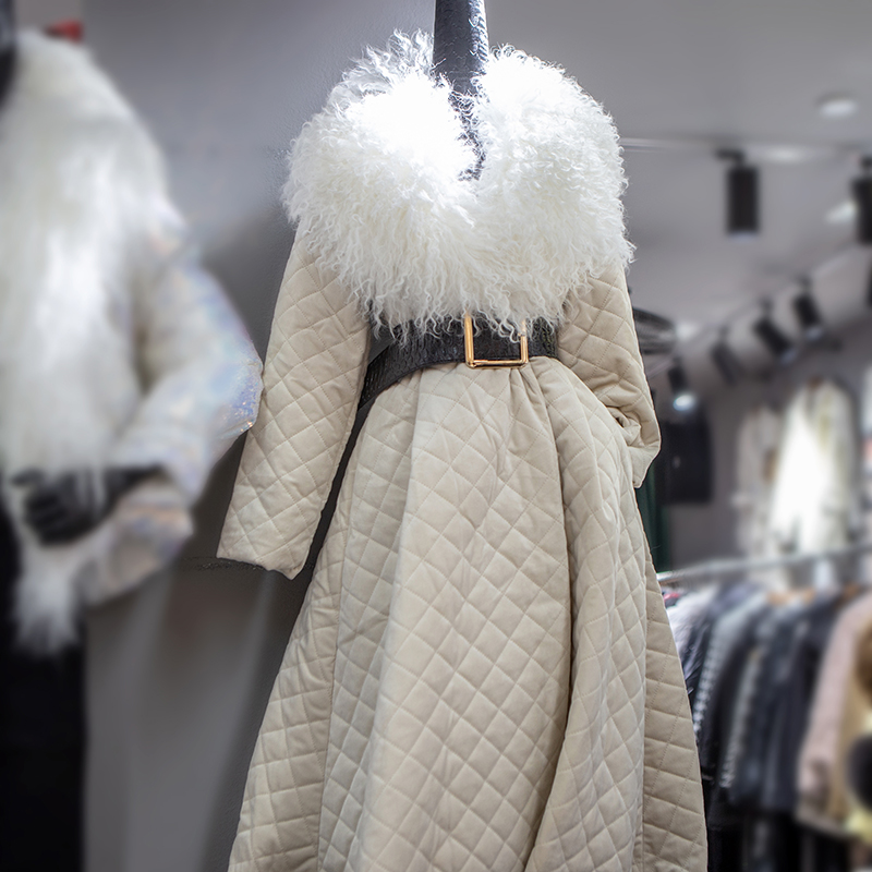 冬季新品真羊羔毛大毛领加厚保暖外套女中长款棉衣过膝加长款大衣