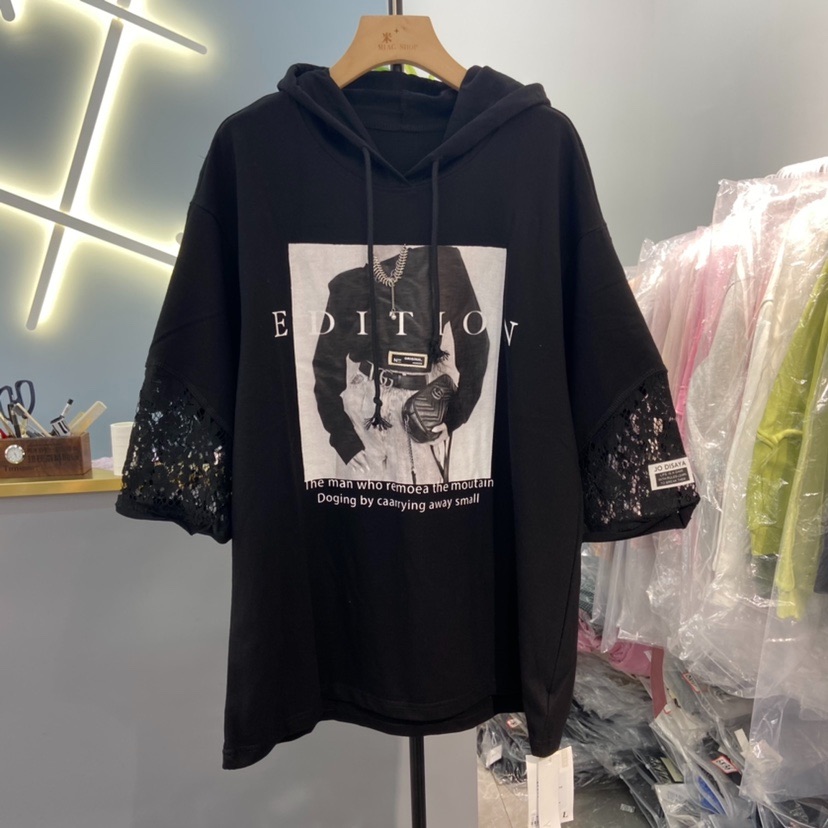 新款欧货女装连帽印花宽松T恤女蕾丝拼接韩版上衣