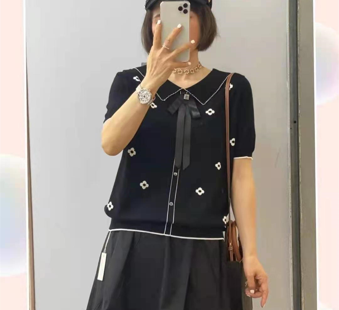 新款娃娃领蝴蝶结针织上衣女装