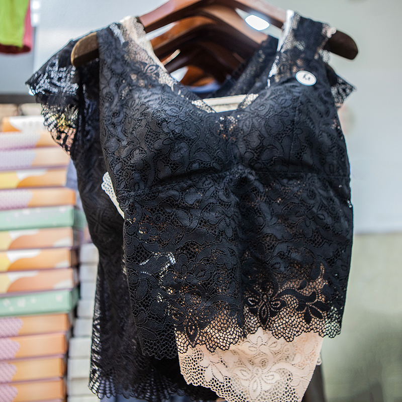 新款蕾丝背心女士白色美背打底吊带内衣文胸一体网红爆款薄款