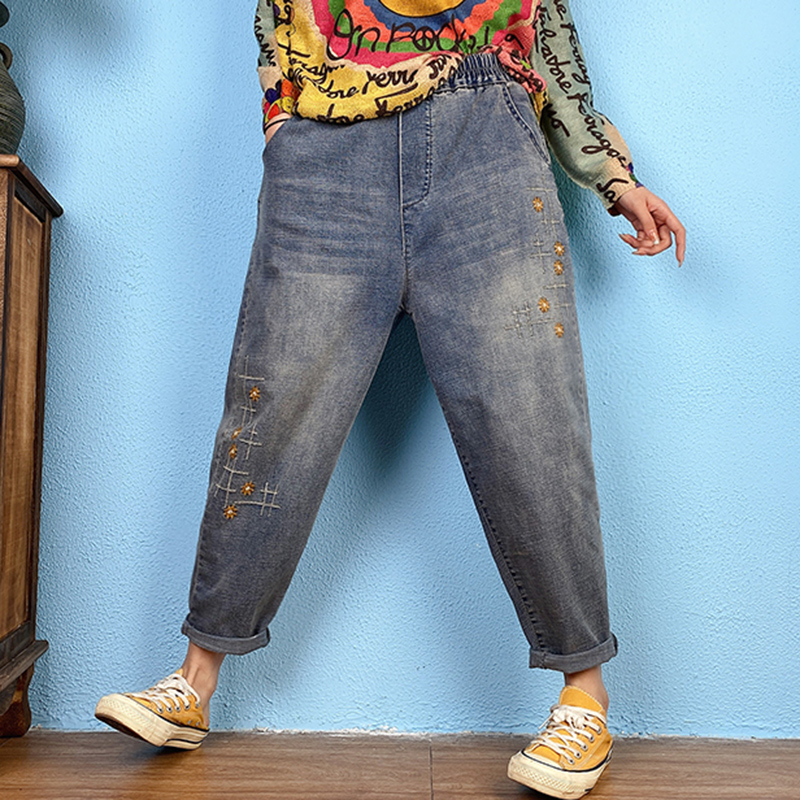 弹力牛仔裤女春季新款复古小花刺绣九分哈伦裤大码宽松休闲老爹裤