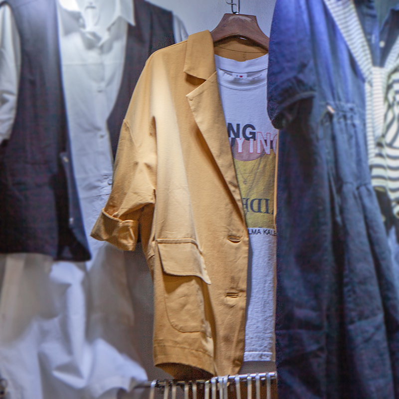 廓形西装外套设计感小众七分袖两粒扣宽松薄开衫