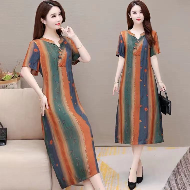 春夏新款时尚百搭中长款短袖V领盘扣真丝连衣裙