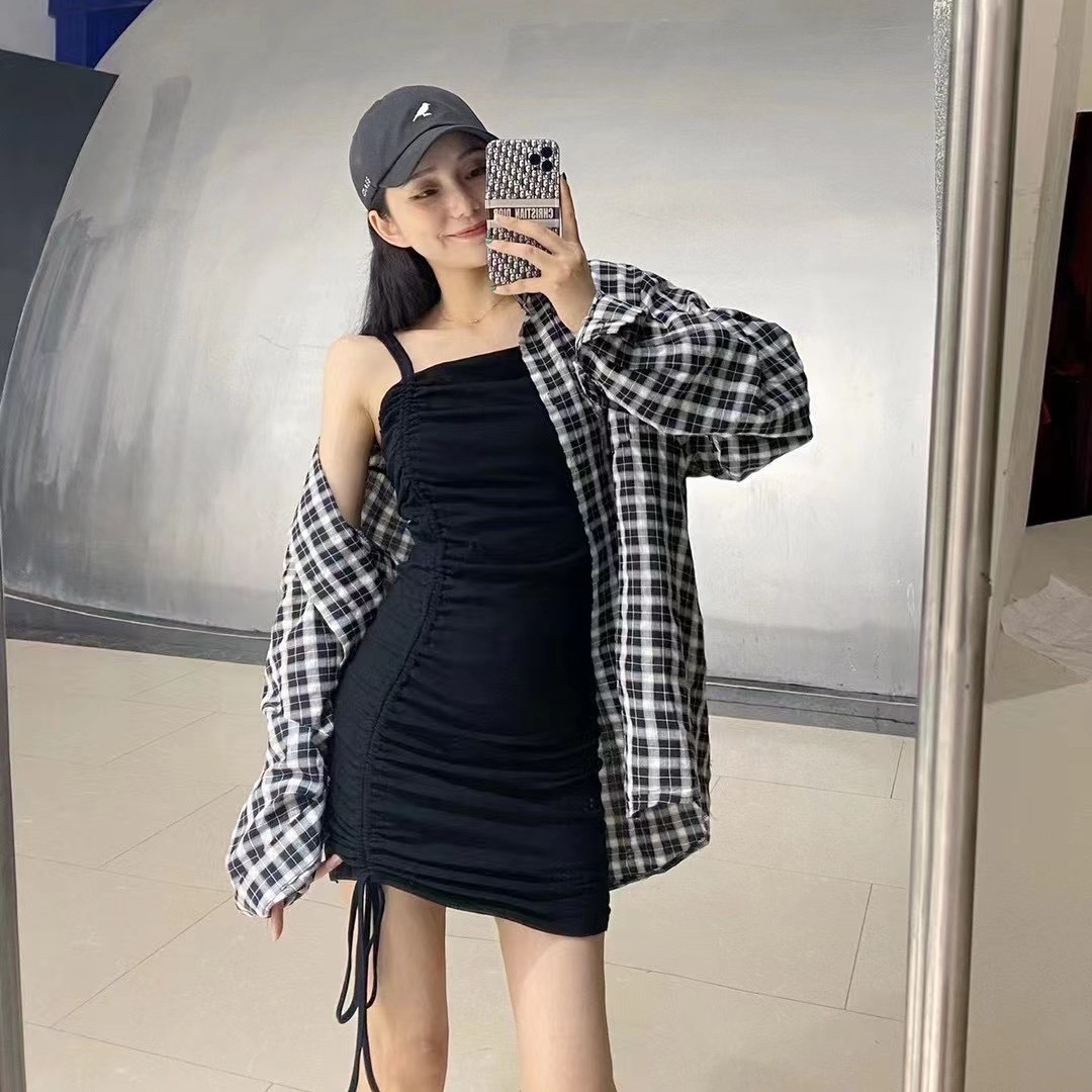 夏季新款韩版格子慵懒宽松衬衣+修身抽褶显瘦吊带裙两件套潮