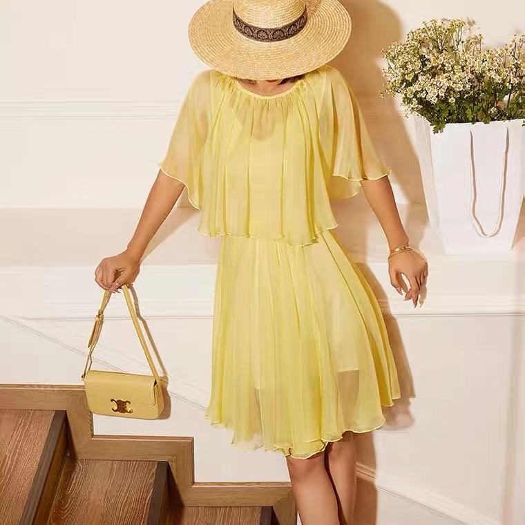 雪纺连衣裙法式斗蓬圆领女夏季新款仙女裙显瘦