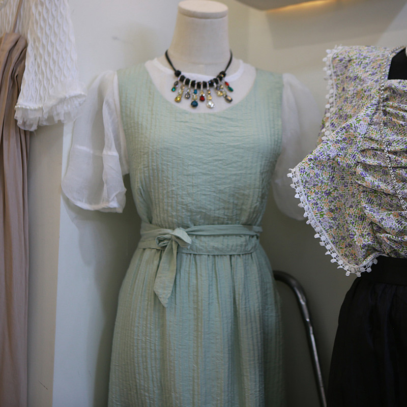 夏季新款法式复古茶歇小香风时尚格子方领连衣裙子 适合胖人的穿搭网红炸街设计感小众遮肚减龄