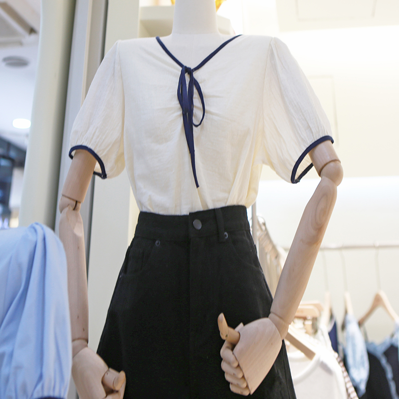 新款潮短袖白色衬衫女夏季韩版ins小众设计感衬衣学生上衣女
