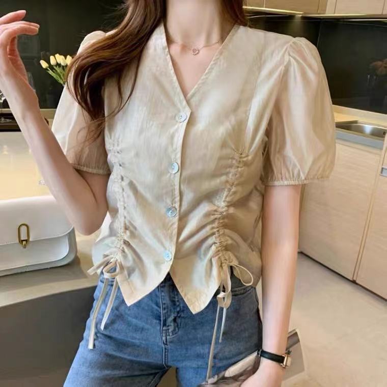 抽褶短款泡泡袖衬衫女夏季新款韩版法式上衣洋气修身短袖衬衣