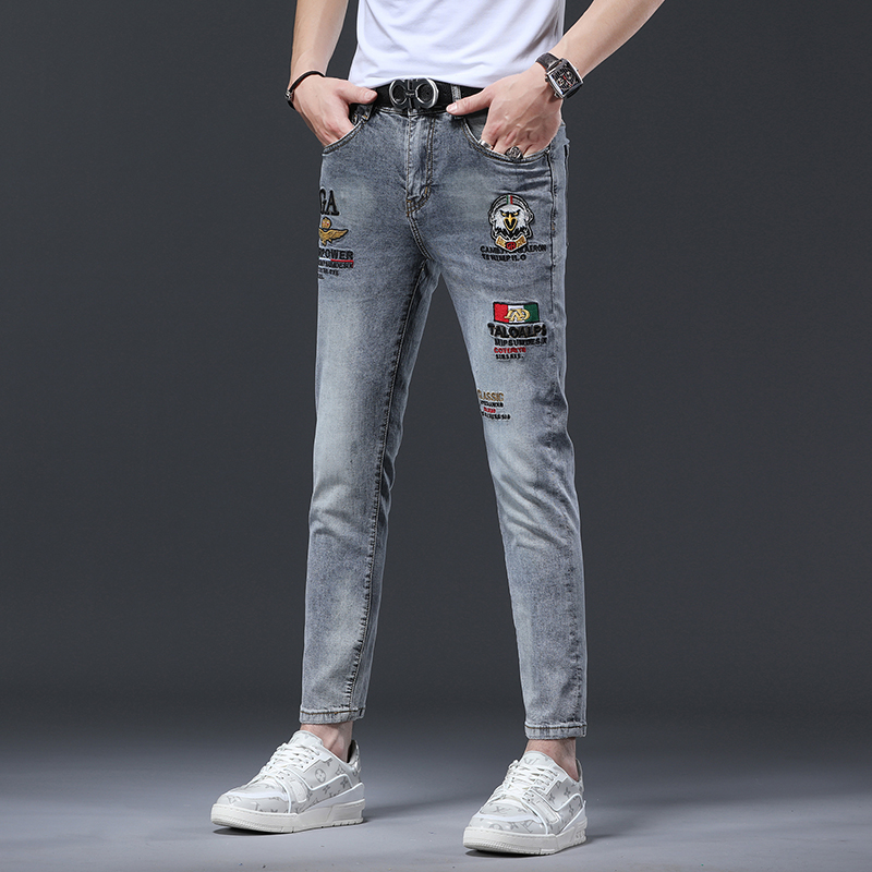 高端刺绣灰色九分牛仔裤男士潮牌夏季薄款韩版修身小脚裤潮流