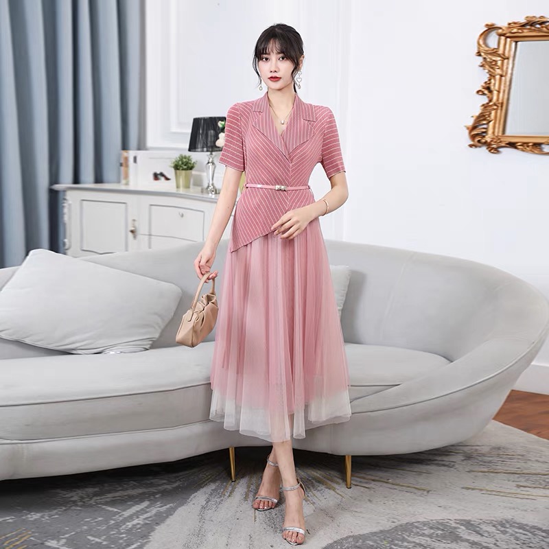 洋气减龄高贵气质女神范显瘦魔术拼接收腰连衣裙