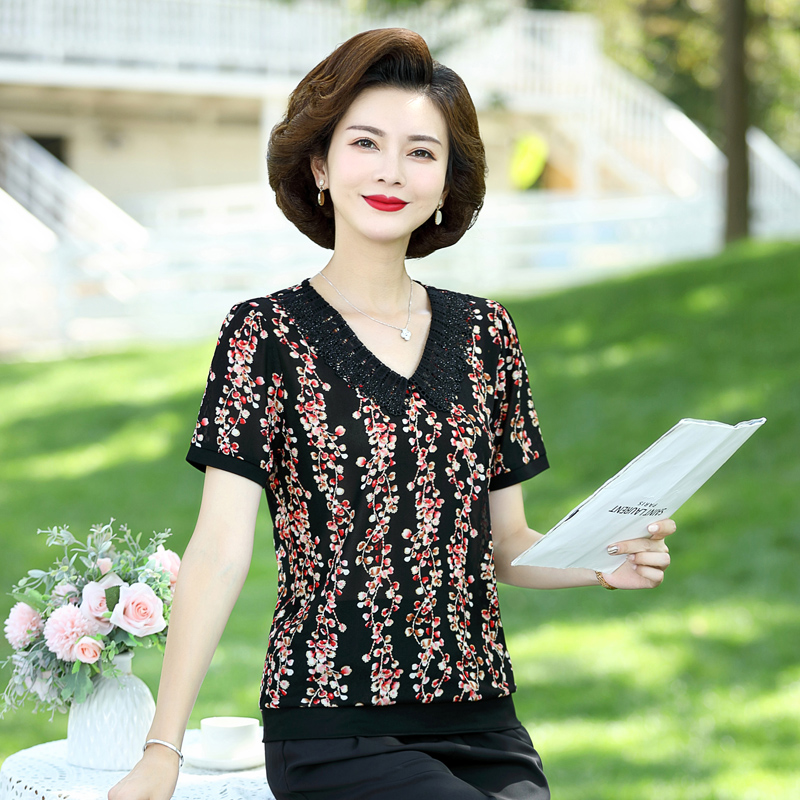 妈妈夏装40-50岁中年人女士新款洋气时尚小衫宽松显瘦短袖蕾丝T恤
