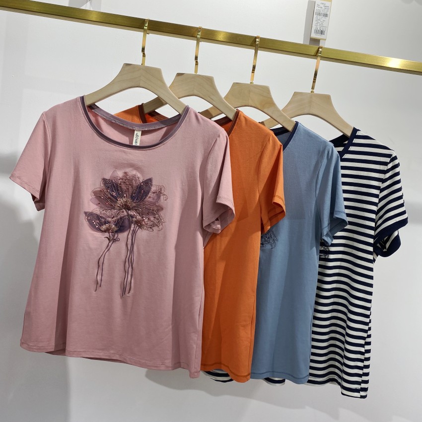 夏季圆领条纹短袖T恤女刺绣显瘦大码小衫