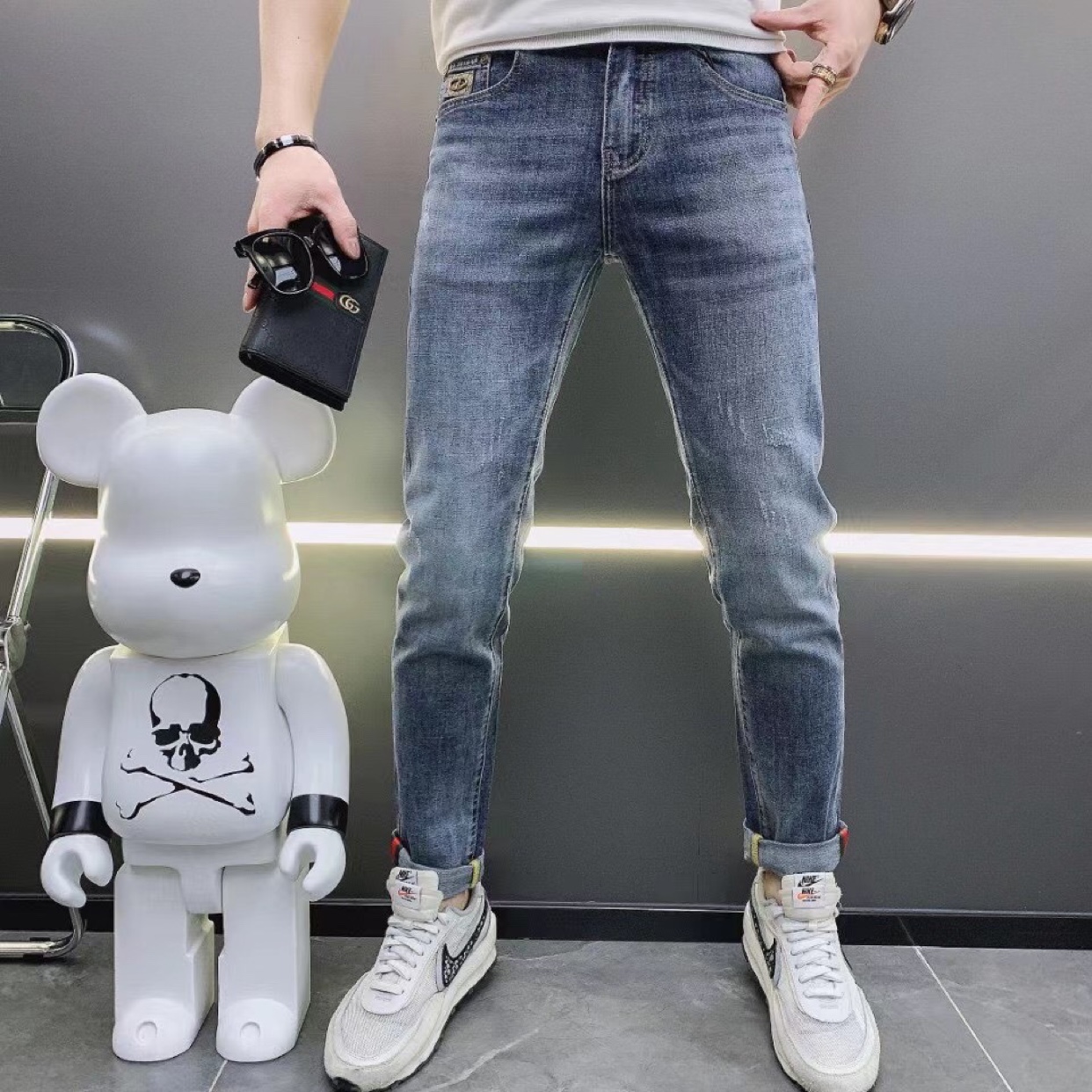 潮流春夏薄款蓝色牛仔裤男欧洲站潮牌重工艺欧货微弹力修身小脚裤