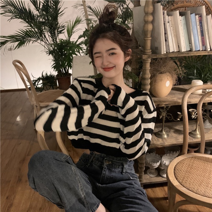 慵懒风条纹上衣女夏季百搭宽松薄款针织衫短款防晒衫露脐长袖T恤