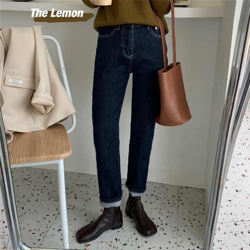 冬季加绒带绒牛仔女高腰新款今年流行的直筒小脚裤