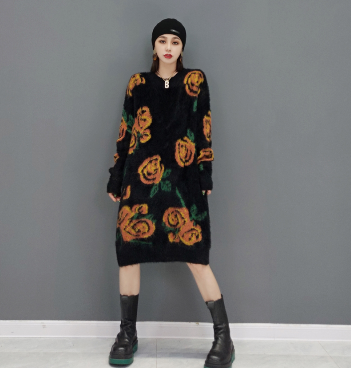 秋季新款时尚毛衣韩版花朵针织衫貂绒连衣裙女