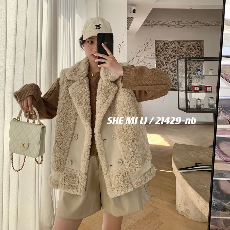 时尚皮毛一体马夹女短款冬季韩版甜美羊羔毛外套