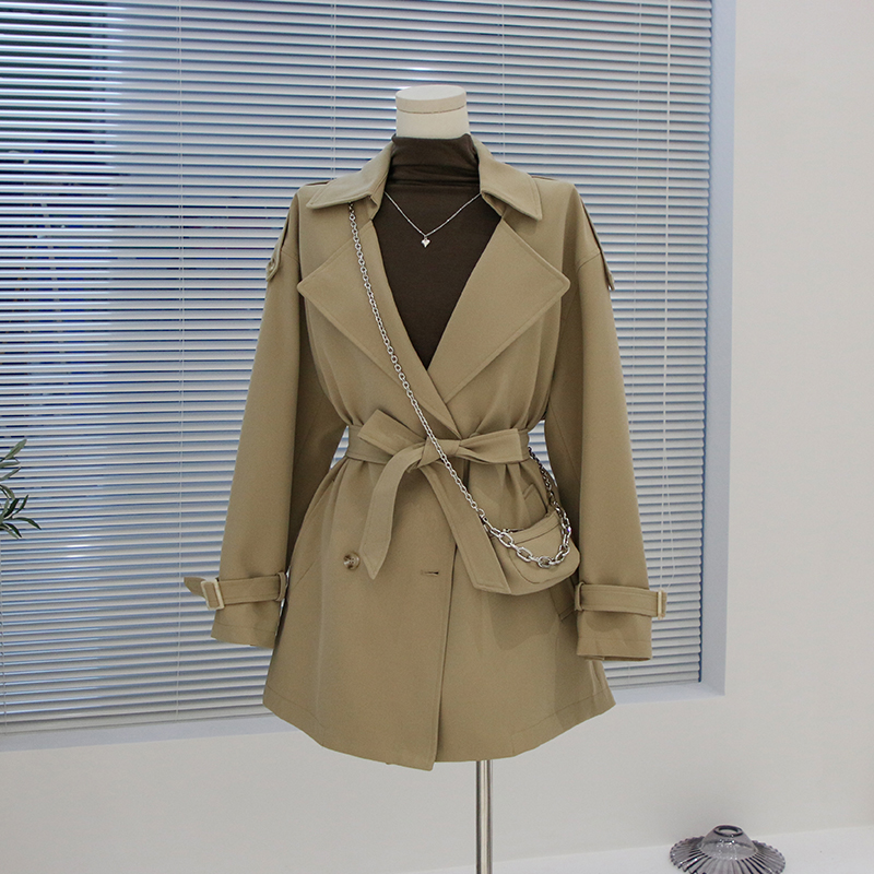 休闲卡其色风衣外套女短款秋季新款英伦风气质流行大衣