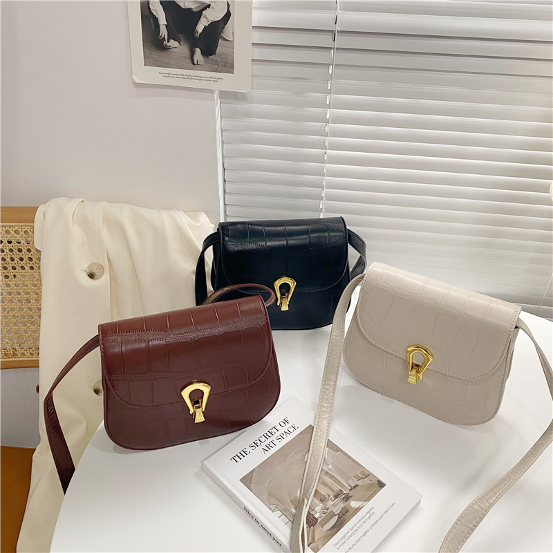 复古鳄鱼纹包包秋冬新款马鞍包斜挎包小众设计感小包