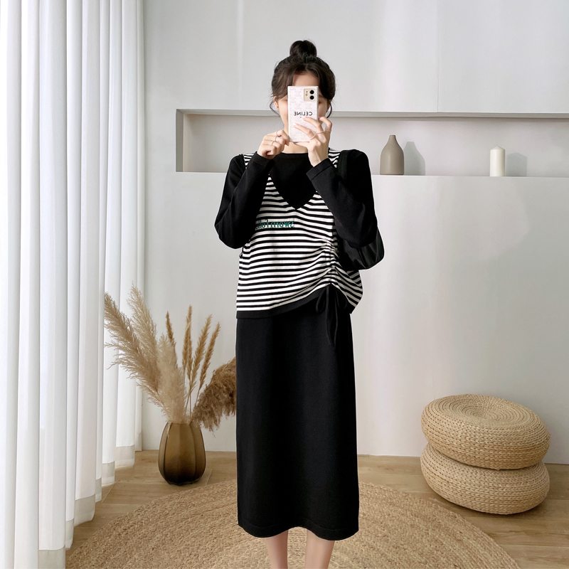 连衣裙秋冬外穿针织毛衣裙冬装加厚保暖宽松两件套