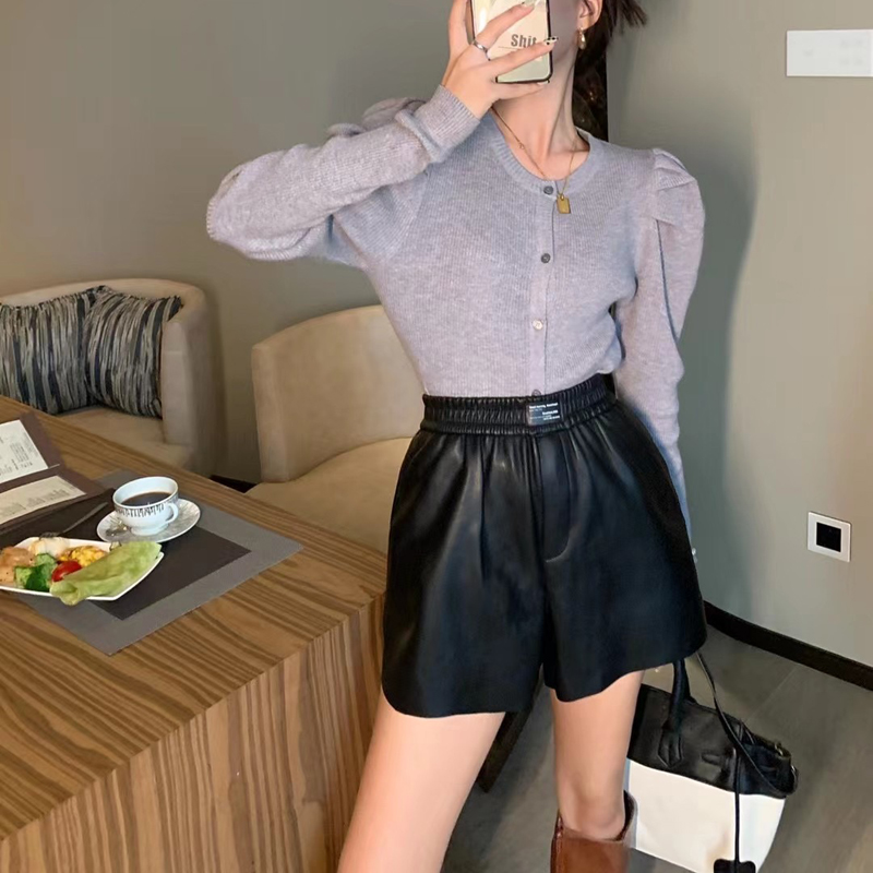 早秋新款直筒裤子女休闲阔腿黑色短裤