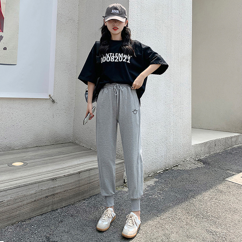 秋冬装新款时尚休闲裤女微胖大码宽松显瘦卫裤百搭刺绣束脚运动裤