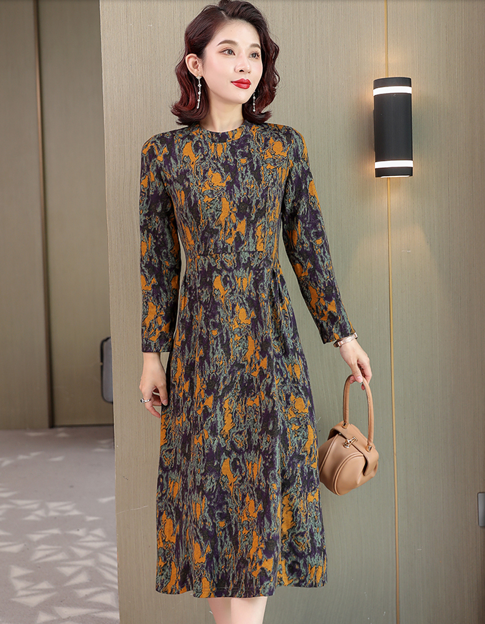 优雅修身中长款长袖连衣裙女季新款贵夫人中年妈妈洋气裙