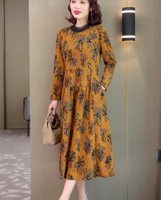 妈妈中长款宽松连衣裙中年洋气新款春秋气质时尚高贵春装高端长袖