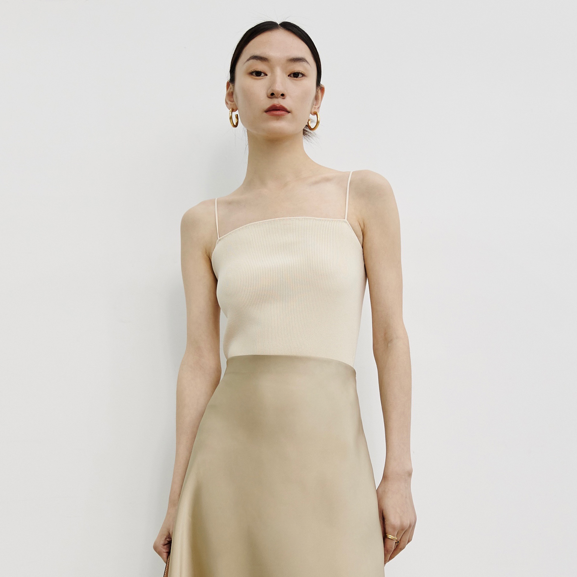 一字肩抹胸小众纯色基础款绿色吊带背心外穿内搭上衣夏女