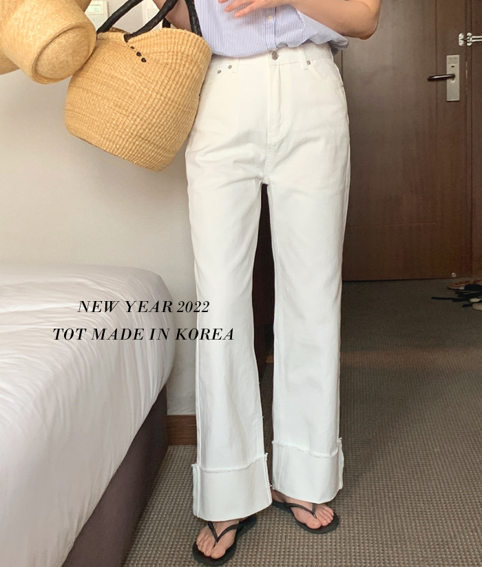 直筒宽松百搭白色休闲裤
