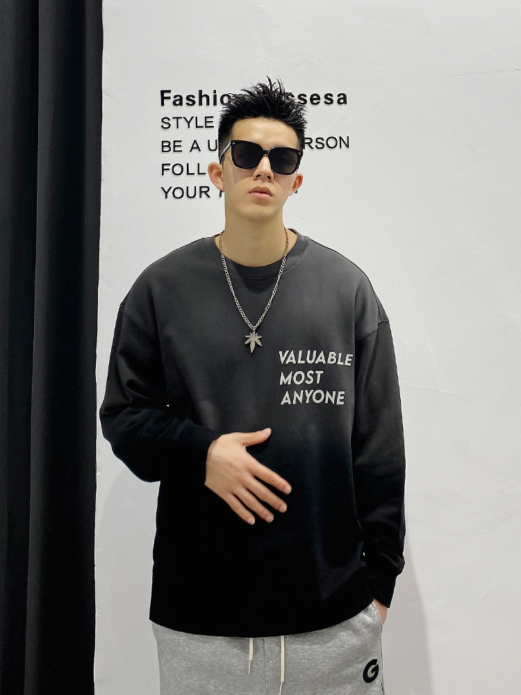 美式高街字母印花渐变厚款休闲套头卫衣男秋冬百搭炸街长袖上衣潮