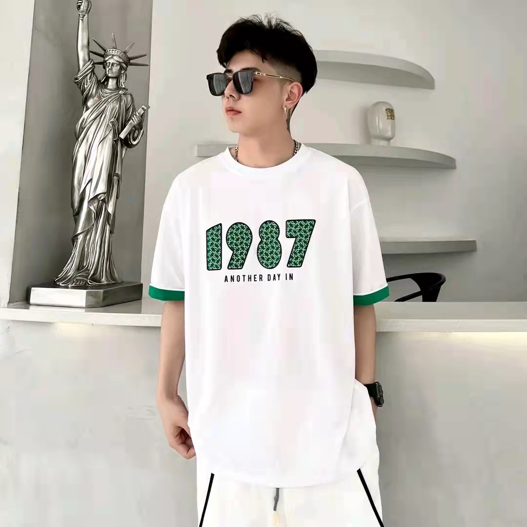 新款立体植绒印花圆领短袖t恤男潮牌百搭体恤半袖男