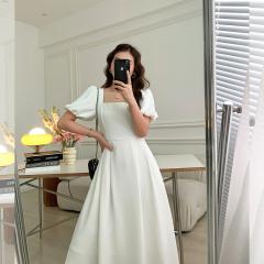 法式方领基础款黑色连衣裙 高级感复古