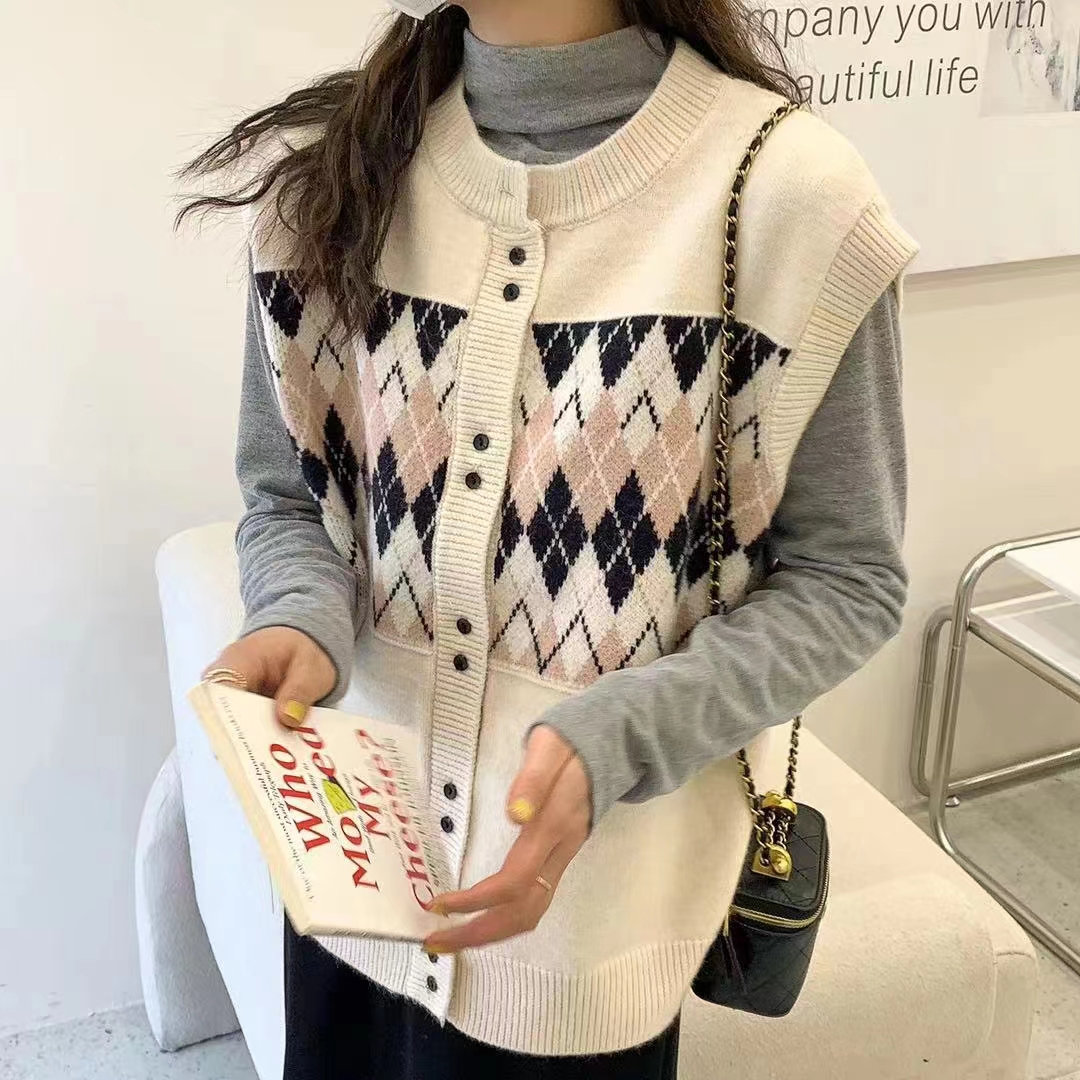 新款菱格羊毛针织马甲女开衫外搭洋气圆领套头马夹背心