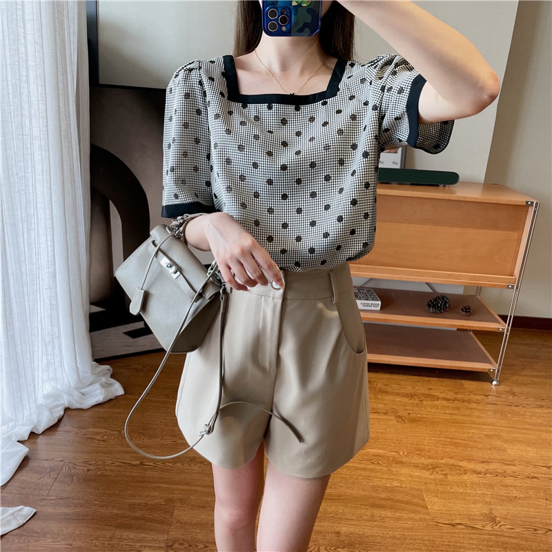 法式复古格纹波点泡泡袖上衣气质镂空方领短袖t恤女夏季