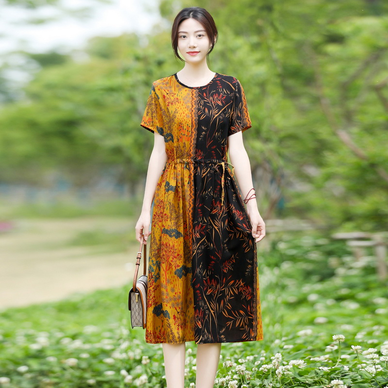 妈妈装夏装新款洋气V领印花连衣裙中年妈妈大码宽松休闲薄款长裙