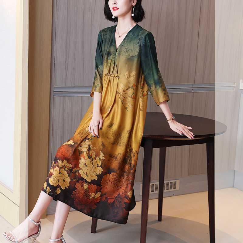 连衣裙女夏季妈妈显白瘦印花气质高贵