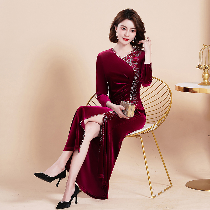 金丝绒鱼尾旗袍妈妈婚礼服喜婆婆婚宴高端晚礼服裙女气质高贵