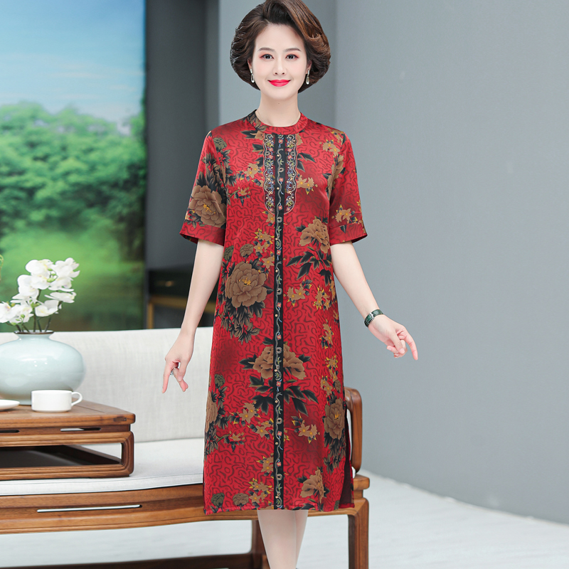 连衣裙阔太太高贵中老年人女装短袖裙子